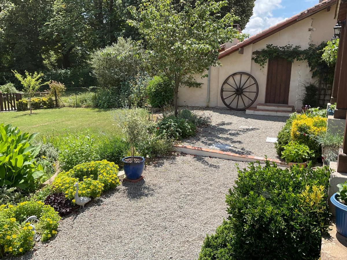 La Grange Terrou Country house *