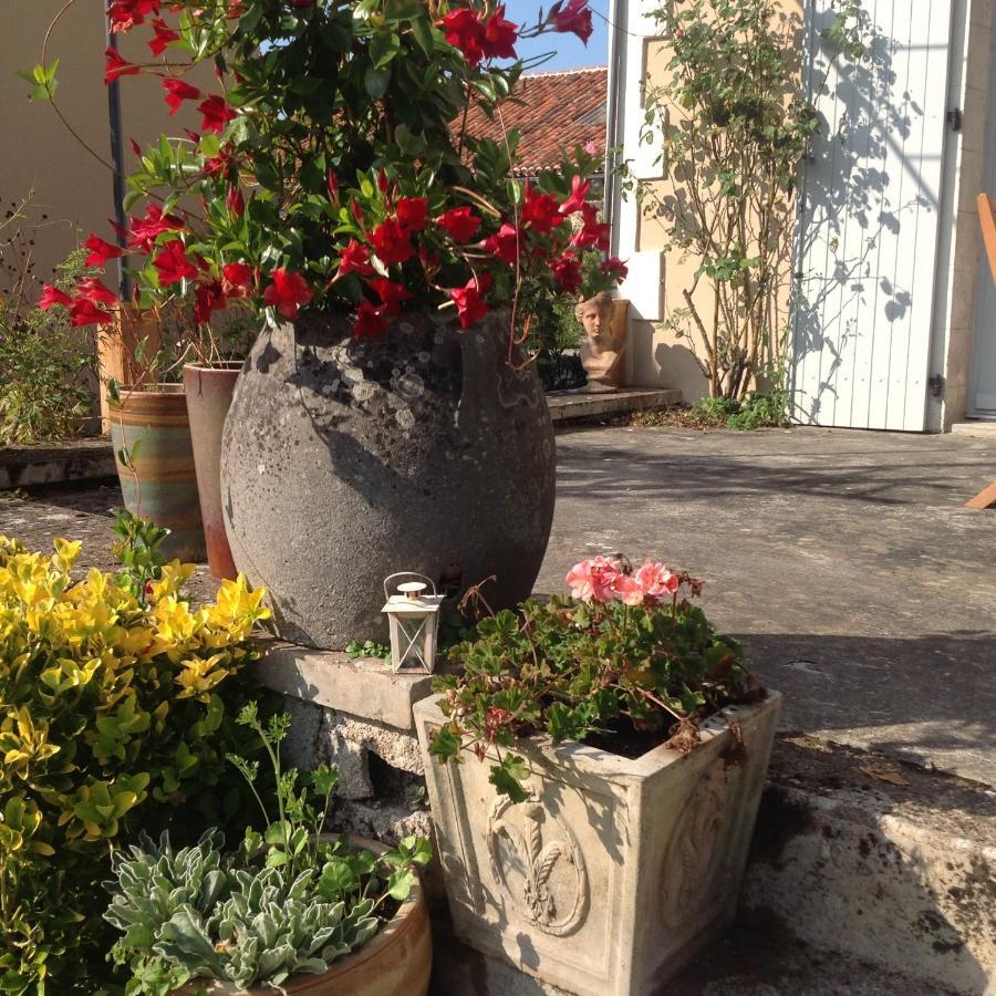 La Grange Terrou Country house Saint-Germain-de-Confolens